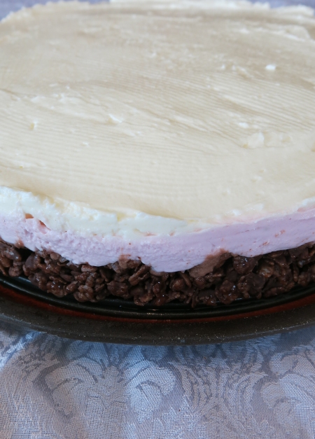 עוגת גבינה נפוליטאנית קרה ללא אפייה